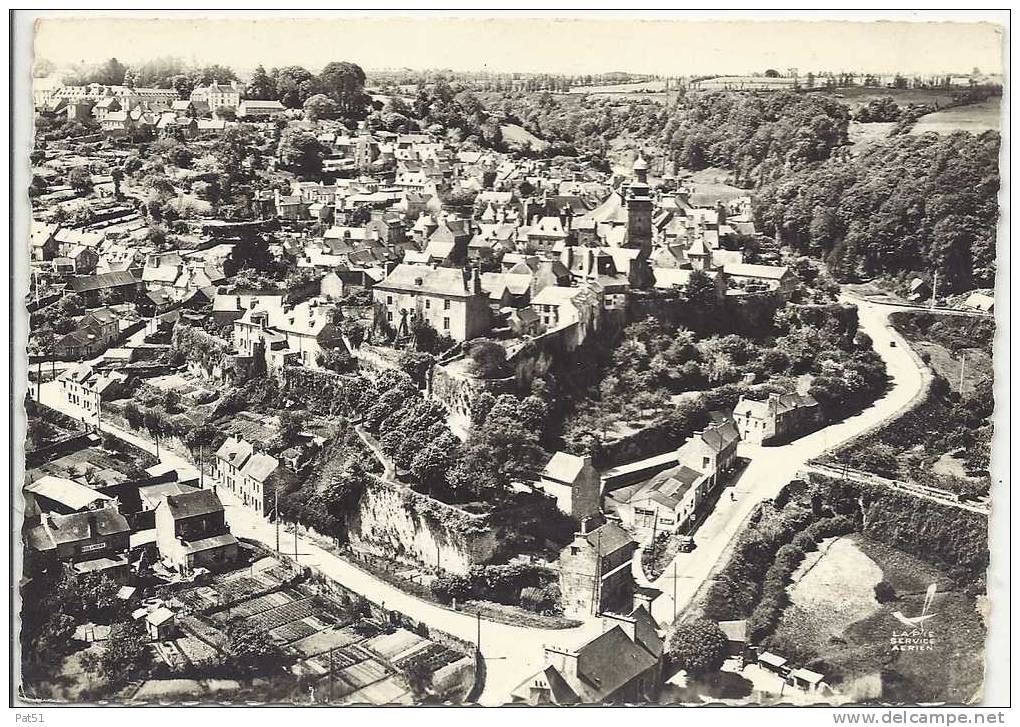 22 - Moncontour De Bretagne : Les Remparts Et Vue D'ensemble - Moncontour