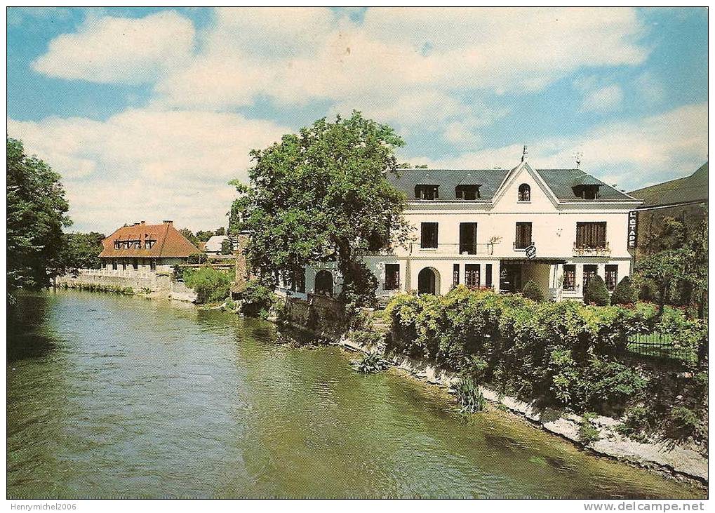 Pacy Sur Eure ( Eure) La Riviere Et L'hotel De L'étape - Pacy-sur-Eure