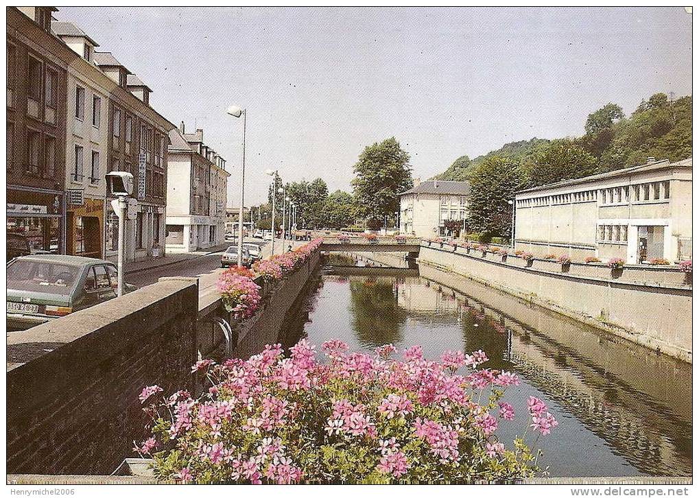 Pont Audemer ( Eure) Sur Les Bords Fleuris De La Risle - Pont Audemer