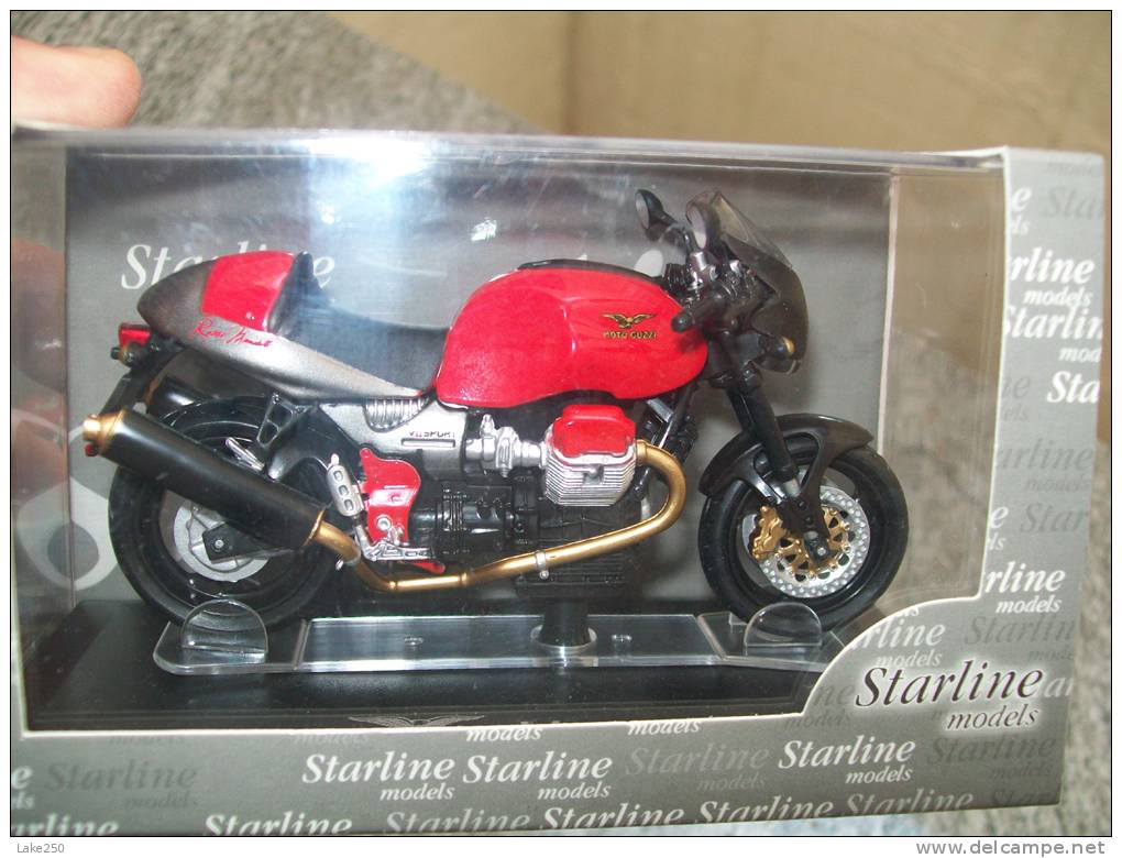 MOTO GUZZI  V 11 SPORT Scala 1/24 - Motos