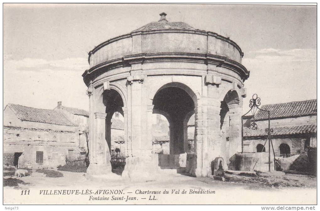 Cpa Du 30 - Villeneuve Les Avignon - Chartreuse Du Val De Bénédiction - Fontaine St Jean - Villeneuve-lès-Avignon