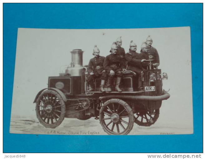 Sapeurs-pompiers )  London - Carte Photo -  L.F.B Motor . Stam Fire Engine ( Camion )- EDIT Prodert - Sapeurs-Pompiers