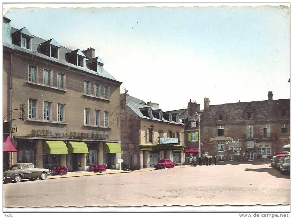 29 - Lesneven : La Place Du Général Le Flô - Lesneven