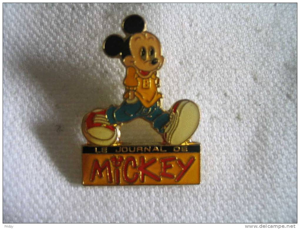 Pin´s Euro Disney  Le Journal De MICKEY - Disney