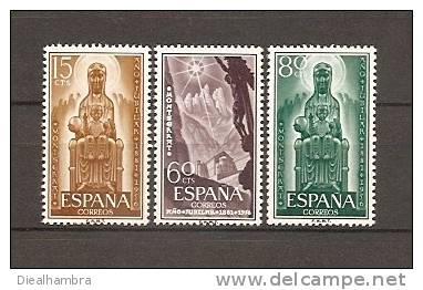 SPAIN ESPAÑA SPANIEN AÑO JUBILAR DE MONTSERRAT 1956 / MNH / 1192 - 1194 - Unused Stamps
