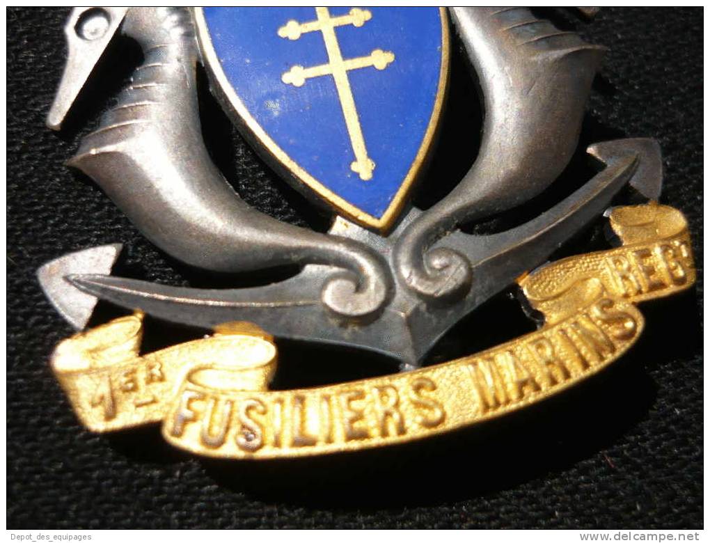 SUPERBE INSIGNE 1er REGIMENT FUSILIERS MARINS HERMES 1944 - Navy