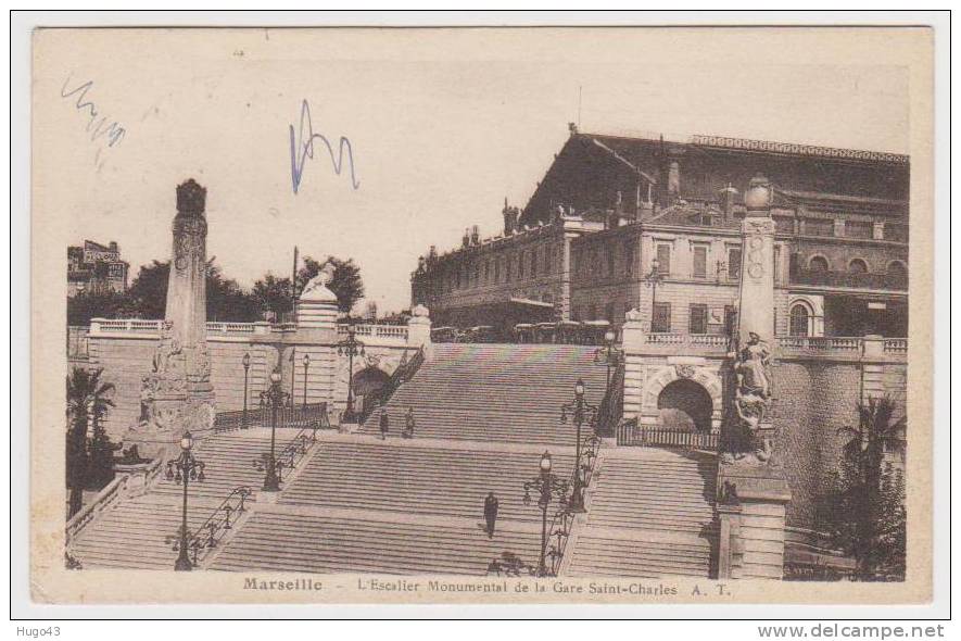 MARSEILLE EN 1933  -  (RECTO/VERSO)  - ESCALIER DE LA GARE ST CHARLES - Bahnhof, Belle De Mai, Plombières