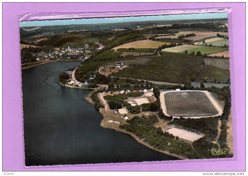 ( 22 ). JUGON  LES TENNIS . LE CAMPING. LE LAC . VUE AERIENNE  CPSM 10X15 Dentellée Année  1972 - Jugon-les-Lacs