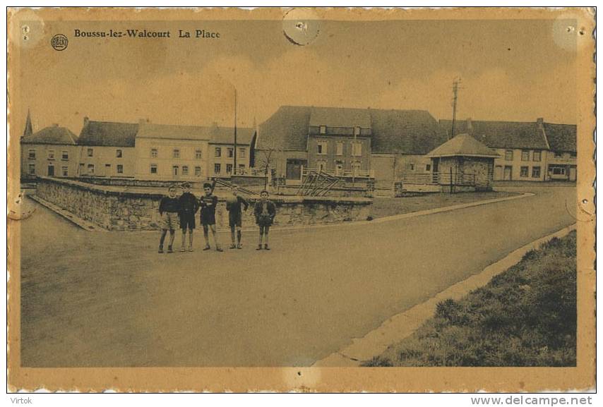 Boussu-lez-Walcourt : La Place   *** état *** - Boussu