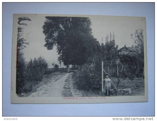 Freneuse ,route De La Plage - Freneuse