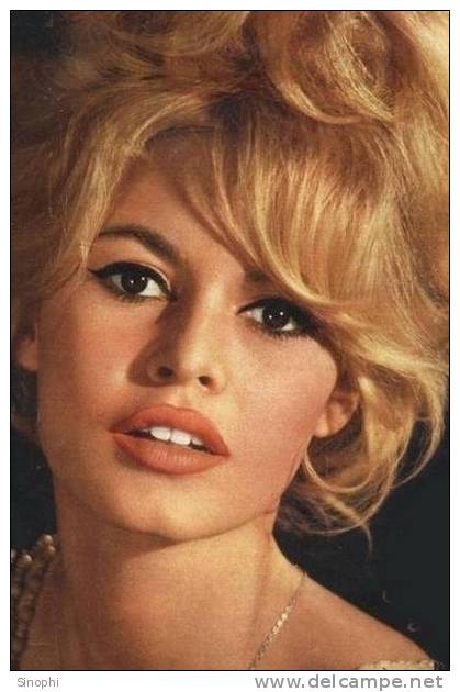 E-10zc/Bb 56^^   Actress  Brigitte Bardot , ( Postal Stationery , Articles Postaux ) - Acteurs