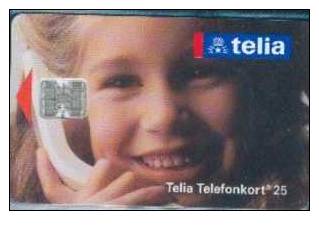 # SWEDEN 60105-025 Girl On Phone 25 Sc7 06.93  Tres Bon Etat - Suède