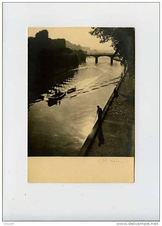 011590  PARIS  -  La Seine, Quai D´Anjou  -  Photo ALBERT MONIER -  Carte Format 15 X 10 Cm - La Seine Et Ses Bords