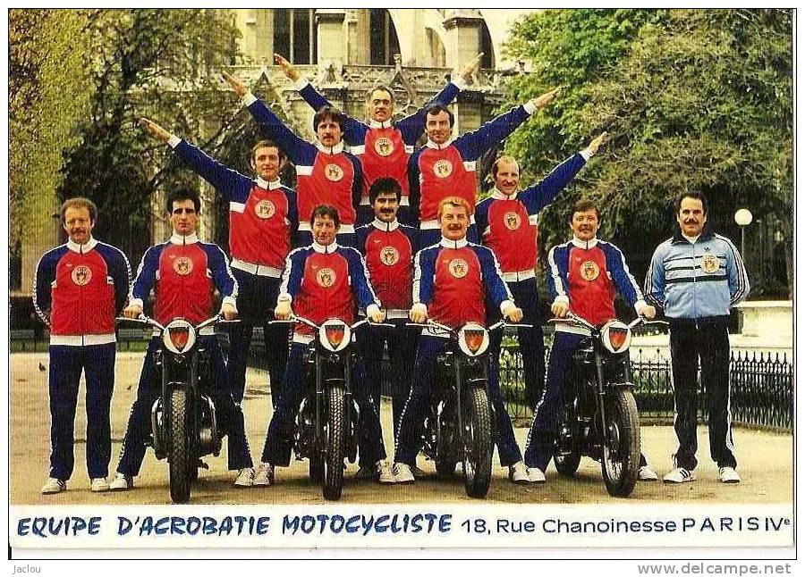 EQUIPE D´ACROBATIE MOTOCYCLISTE 18 RUE CHANOINESSE (BEAU PLAN) PARIS IVè REF 17131 - Motociclismo