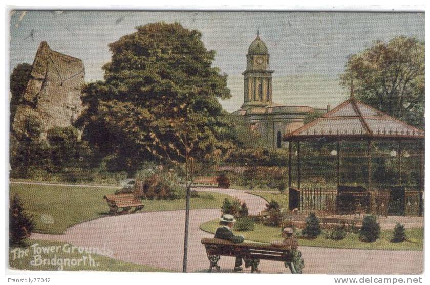 U.K. - ENGLAND - SHROPSHIRE - BRIDGENORTH - THE TOWER GROUNDS - GAZEBO - BENCHES - LOCALS - Shropshire