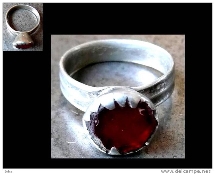 Ancienne Bague De Chance Ouzbekh / Old Glass And Silver Ring From Uzbekistan - Ringe