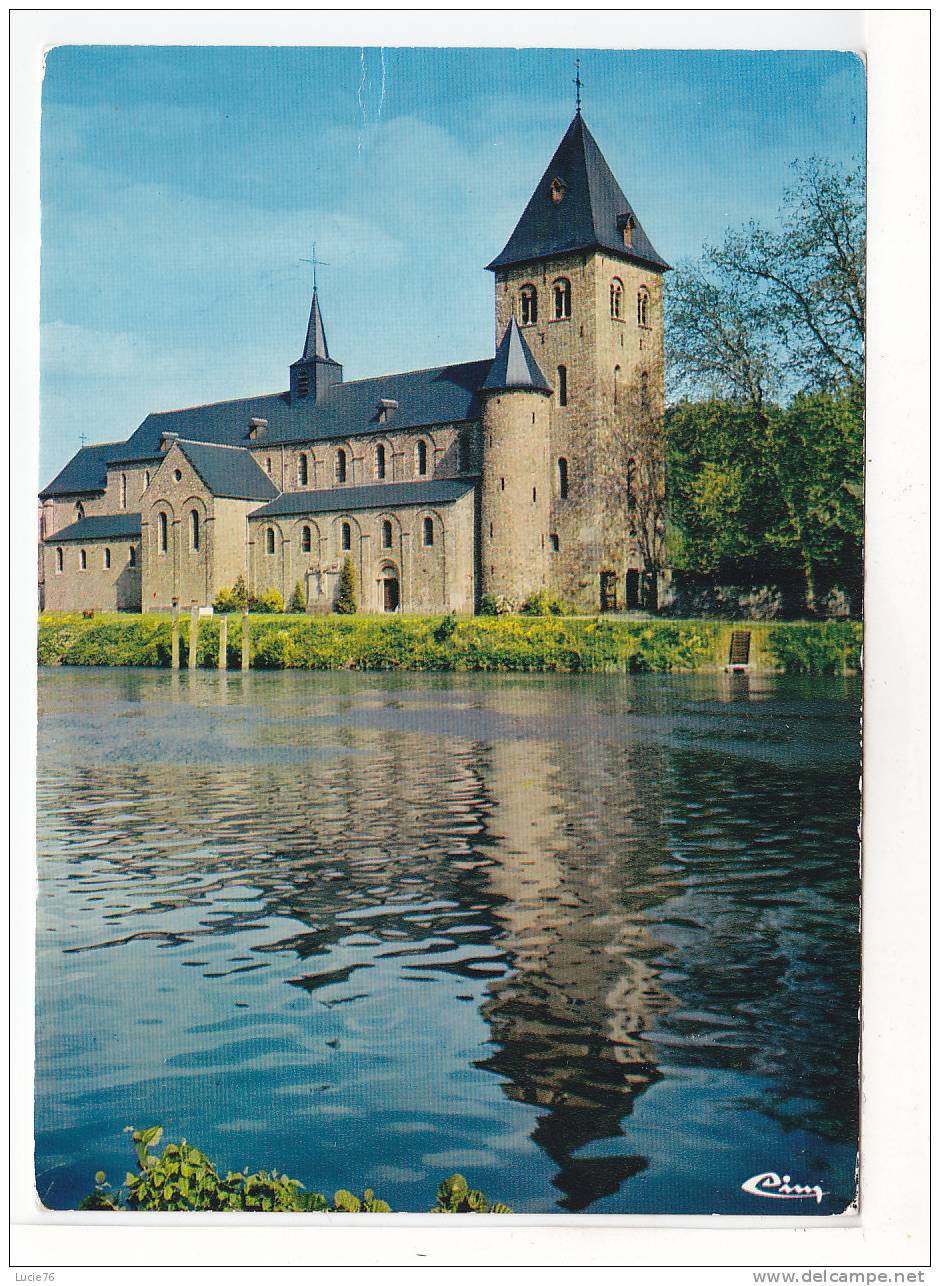 HASTIERE SUR MEUSE  -  Eglise Romane - Hastière