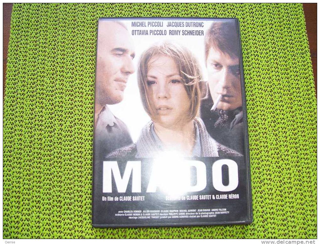 MADO  DE CLAUDE SAUTET  AVEC ROMY SCHNEIDER + MICHEL PICCOLI  + JACQUES DUTRONC - Drama