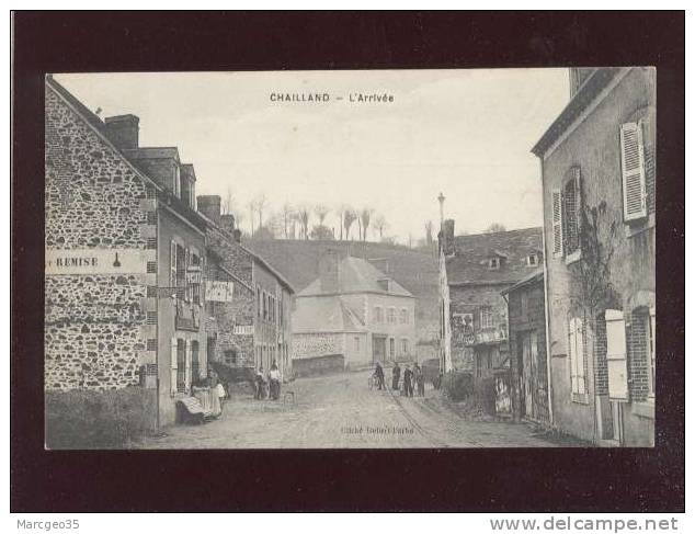 Chailland L'arrivée édit.robert Barbo Rails Du Train Tramway , Maréchal Ferrant , Hôtel - Chailland