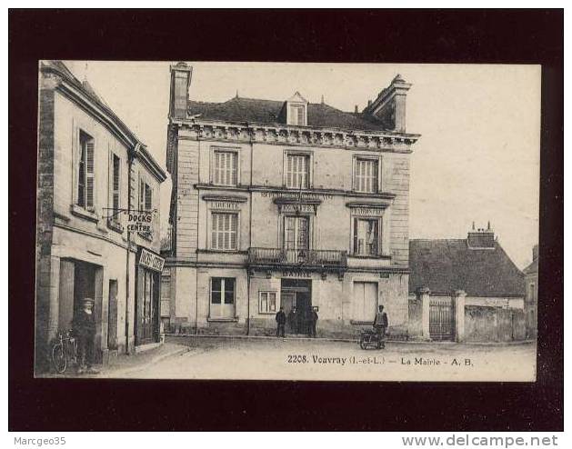 Vouvray La Mairie  édit.A.B. N° 2208 Docks Du Centre - Vouvray