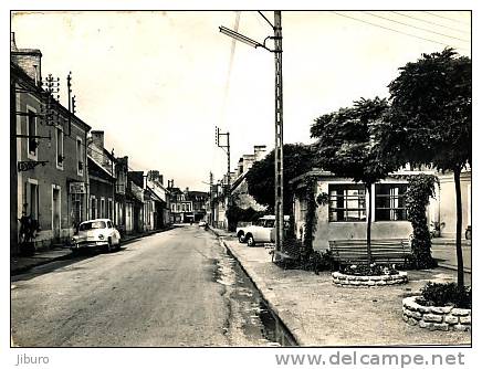 Marolles Les Brault / Place De La Bascule / Simca Aronde / 1/77-94 - Marolles-les-Braults