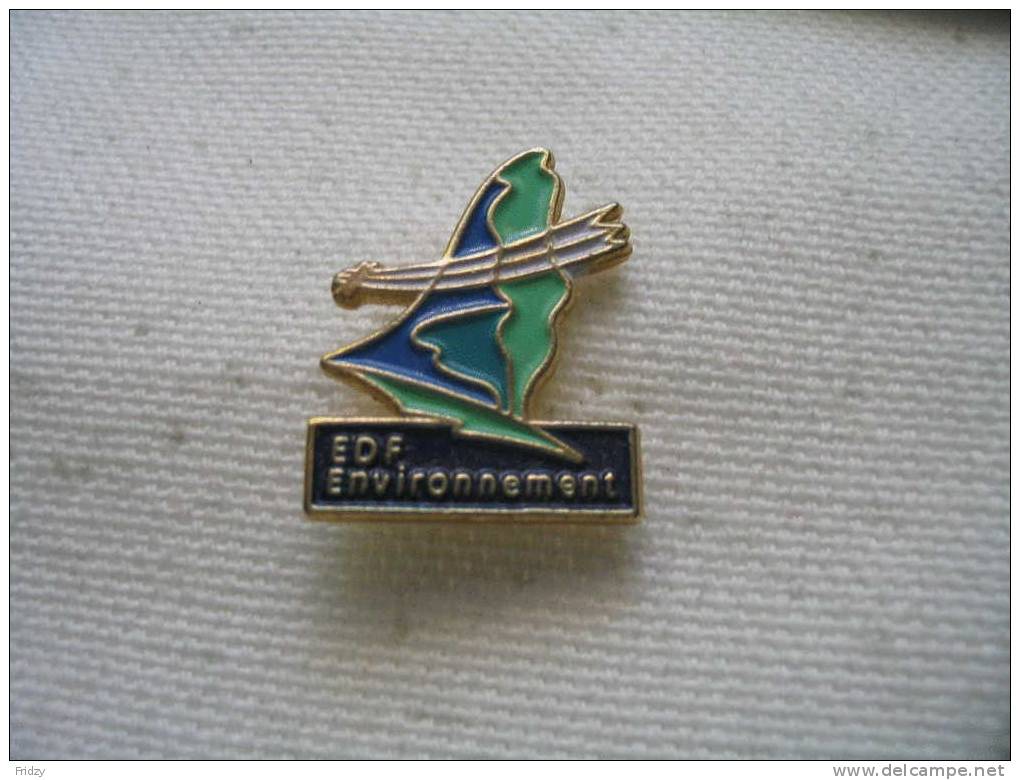 Pin´s EDF Environnement - EDF GDF