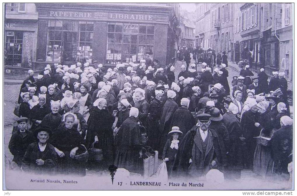 LANDERNEAU  - Place Du Marché    ***   Très Animée - Landerneau