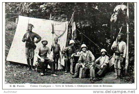 E M - Congo Français - Vers Le Tchad, Campement Dans La Brousse - Congo Français