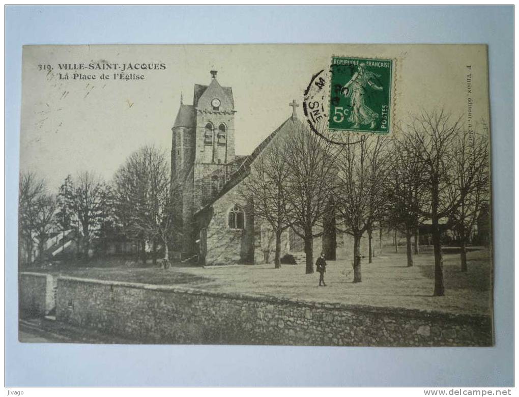 VILLE-SAINT-JACQUES  (Seine-et-Marne)  : La Place De L'Eglise - Champagne Sur Seine