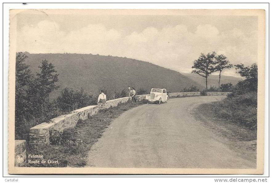 FELENNE- ROUTE DE GIVET-ANCIENNE VOITURE !- SUPER ! - Beauraing