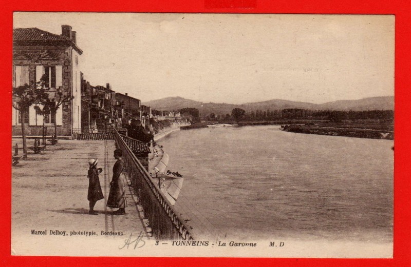 TONNEINS La Garonne. - Tonneins