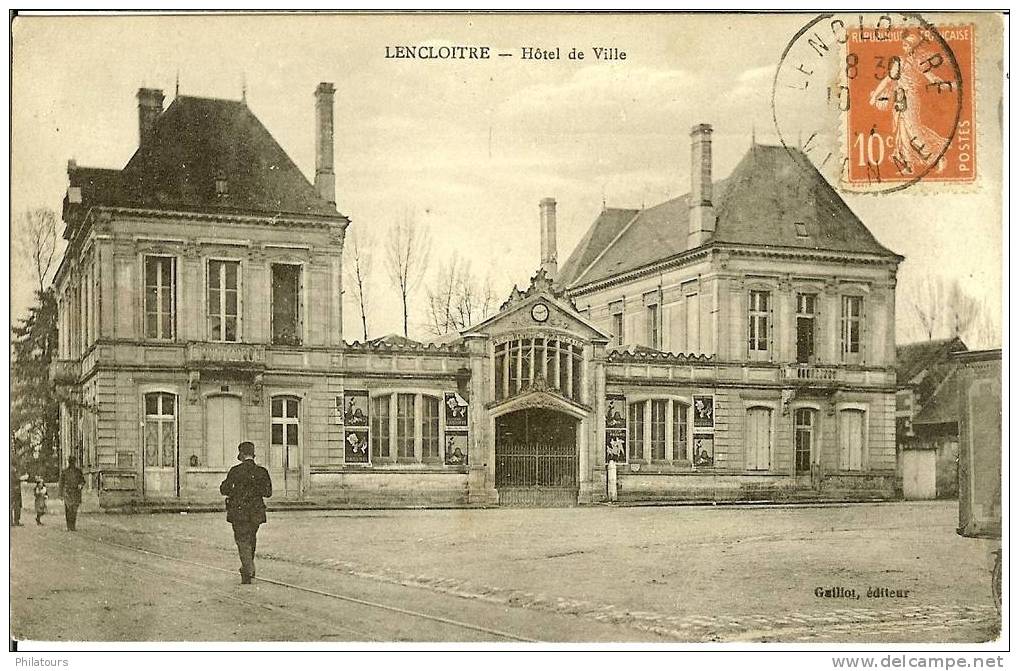 LENCLOITRE  -  Hôtel De Ville - Lencloitre