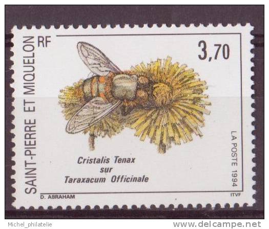 SAINT-PIERE-ET-MIQUELON N° 594** NEUF AVEC CHARNIERE  INSECTE ET FLEUR - Other & Unclassified