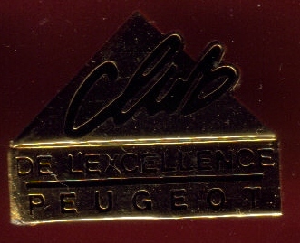 7968-pin's Doré Club De L'excellence Peugeot.automobile. - Peugeot