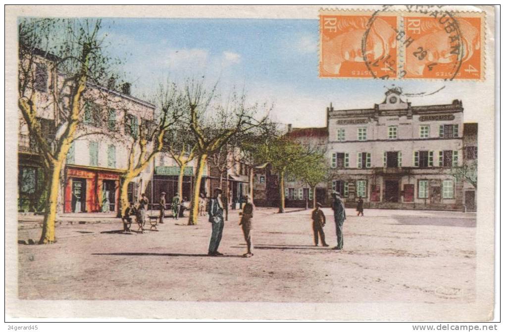 CPSM VIDAUBAN (Var) - Place Georges Clémenceau, La Mairie - Vidauban