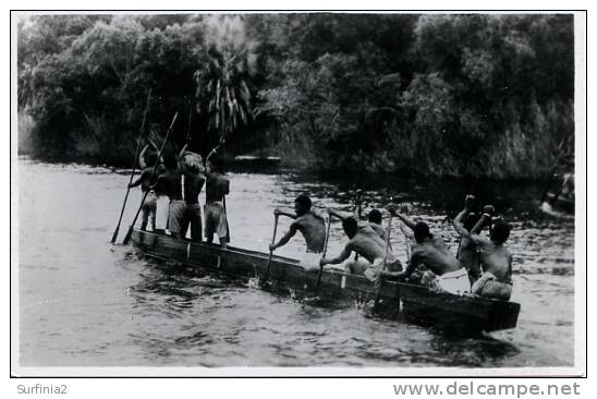 A NATIVE CANOE ON THE ZAMBEZI RIVER RP - Sambia