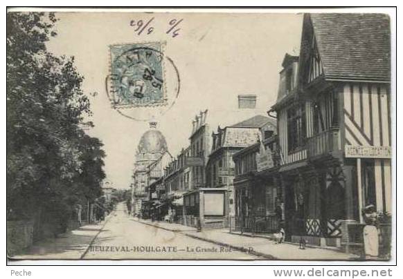 N°5970 -cpa Beuzeval Houlgate -la Grande Rue- - Houlgate