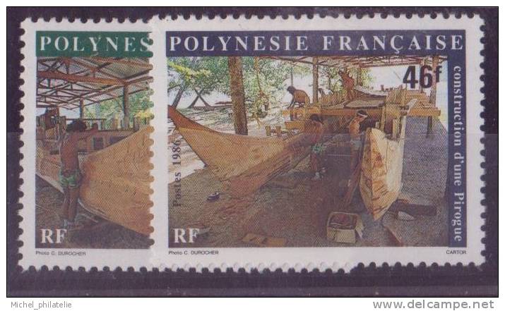 POLYNESIE N° 266/267** NEUF SANS CHARNIERE CONSTRUCTION D'UNE PIROGUE - Unused Stamps