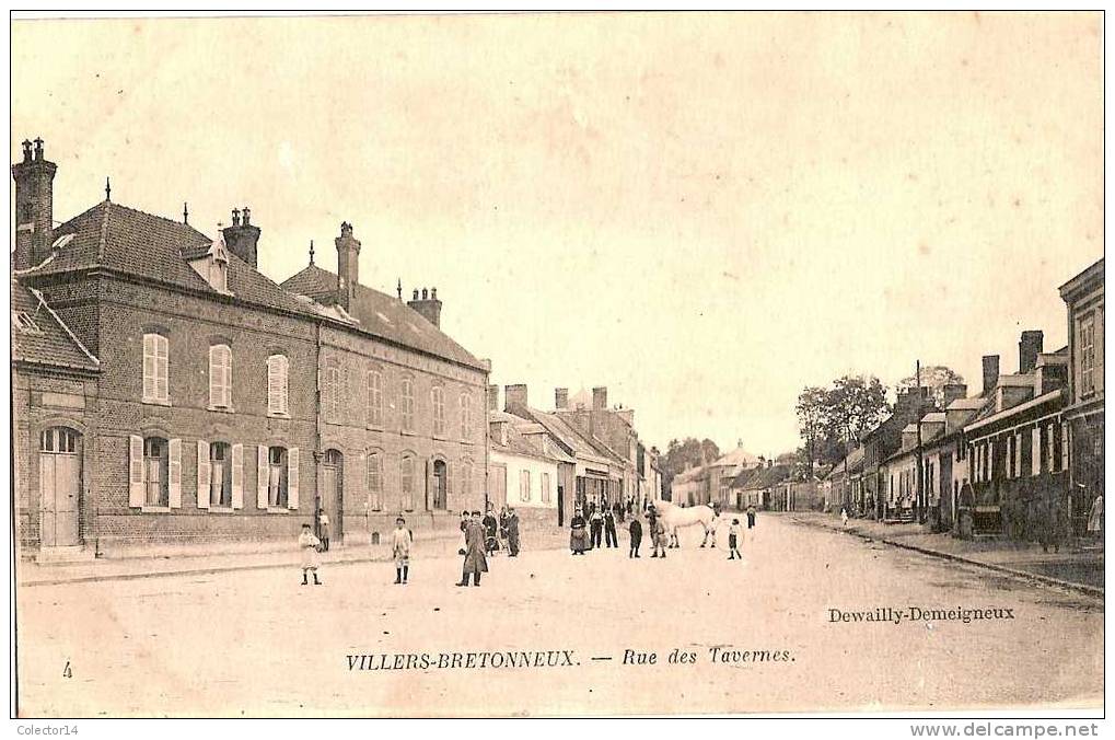 VILLERS BRETONNEUX RUE DES TAVERNES  1916 - Villers Bretonneux