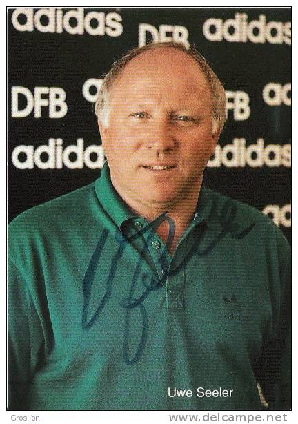 UWE SEELER (FOOTBALL ALLEMAGNE) CP DEDICACEE - Autographes