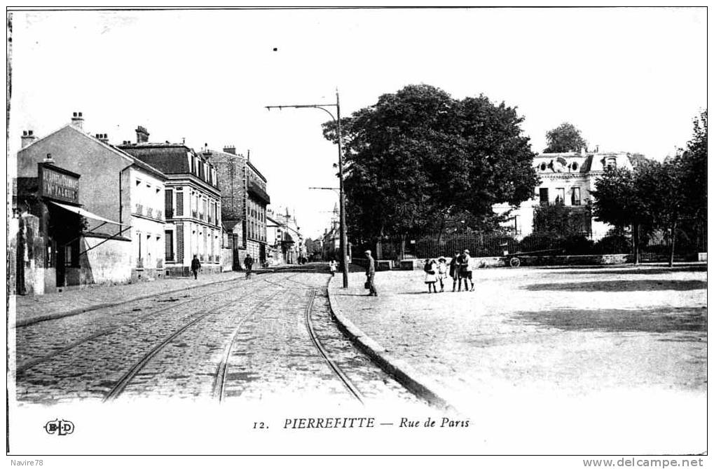 93 Cpa PIERREFITTE COMMERCE "A L´ARRET DES TRAMWAYS" - Pierrefitte Sur Seine