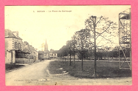 BORAN - La Place Du Carrouge - Boran-sur-Oise