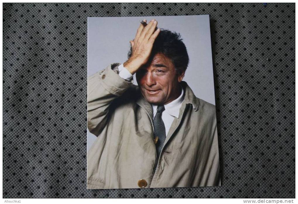 CPM DE COLOMBO PETER FALK  SA FEMME SON IMPER ET SA FAMEUSE 403 PEUGEOT SPECTACLE SERIE TV TELEVISION ARTISTE COMEDIEN - Séries TV