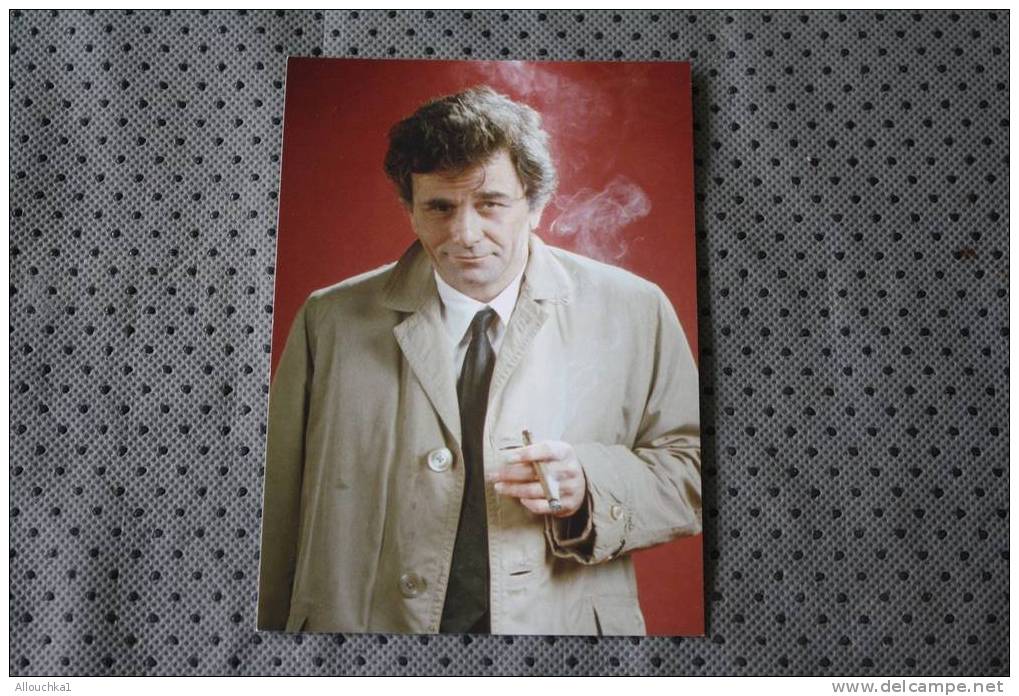 CPM DE COLOMBO PETER FALK  SA FEMME SON IMPER ET SA FAMEUSE 403 PEUGEOT SPECTACLE SERIE TV TELEVISION ARTISTE COMEDIEN - TV Series