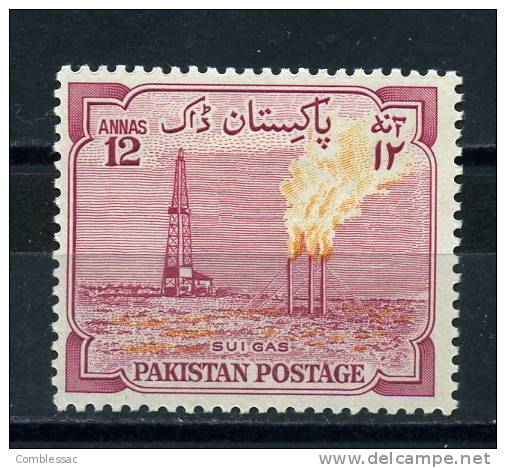PAKISTAN    1955      12a   Carmine  And  Red       MH - Pakistan