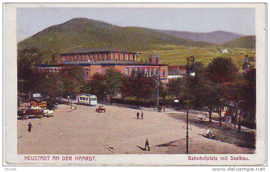 NEUSTADT AN DER HAARDT.  BAHNHOFPLATZ MIT SAALBAU. ANIMATION. - Neustadt (Dosse)