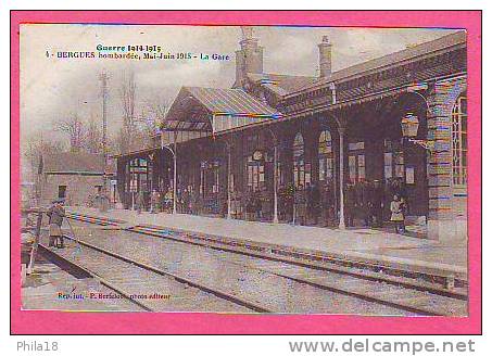 Guerre 1914-1915 BERGUES Bombadée, Mai-Juin 1915-- La Gare  Animation - Bergues