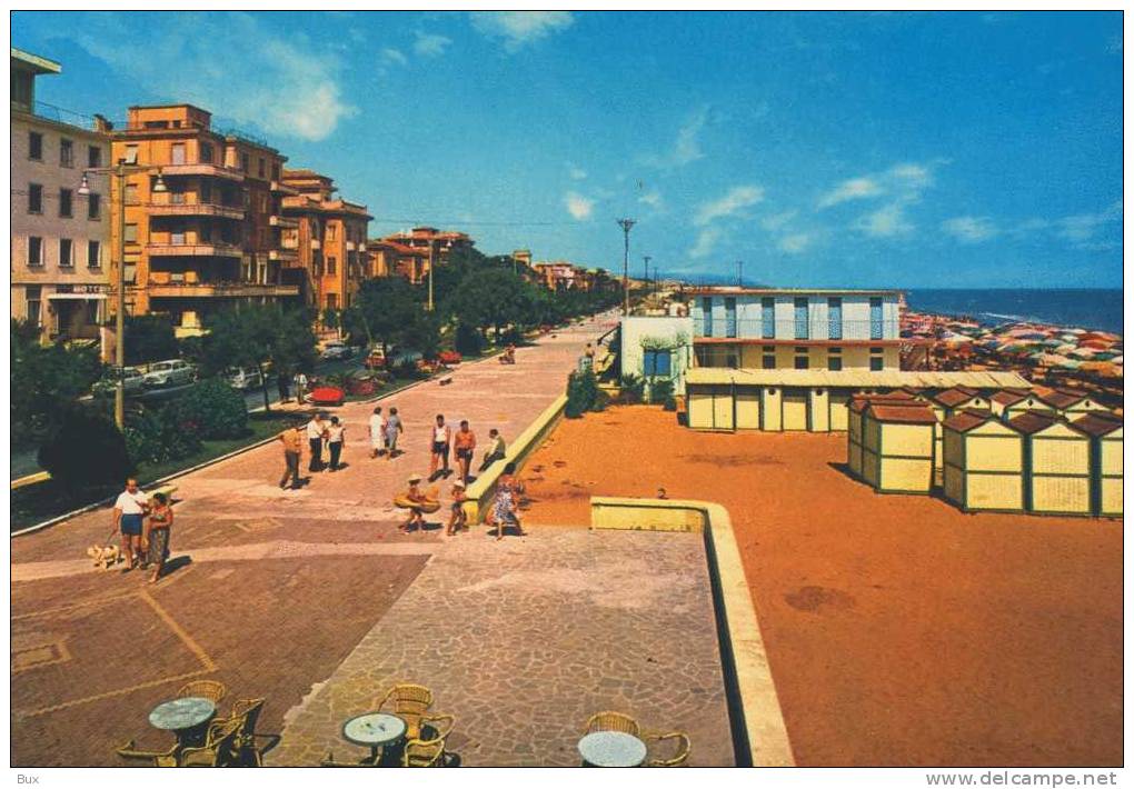PESCARA ABRUZZO  NON  VIAGGIATA  COME DA FOTO  SCRITTA SUL RETRO DATA GITA ANNO 1962 - Pescara
