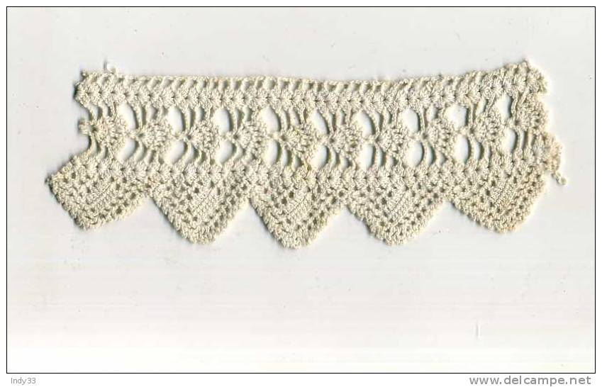 - DENTELLE ANCIENNE - Dentelles Et Tissus