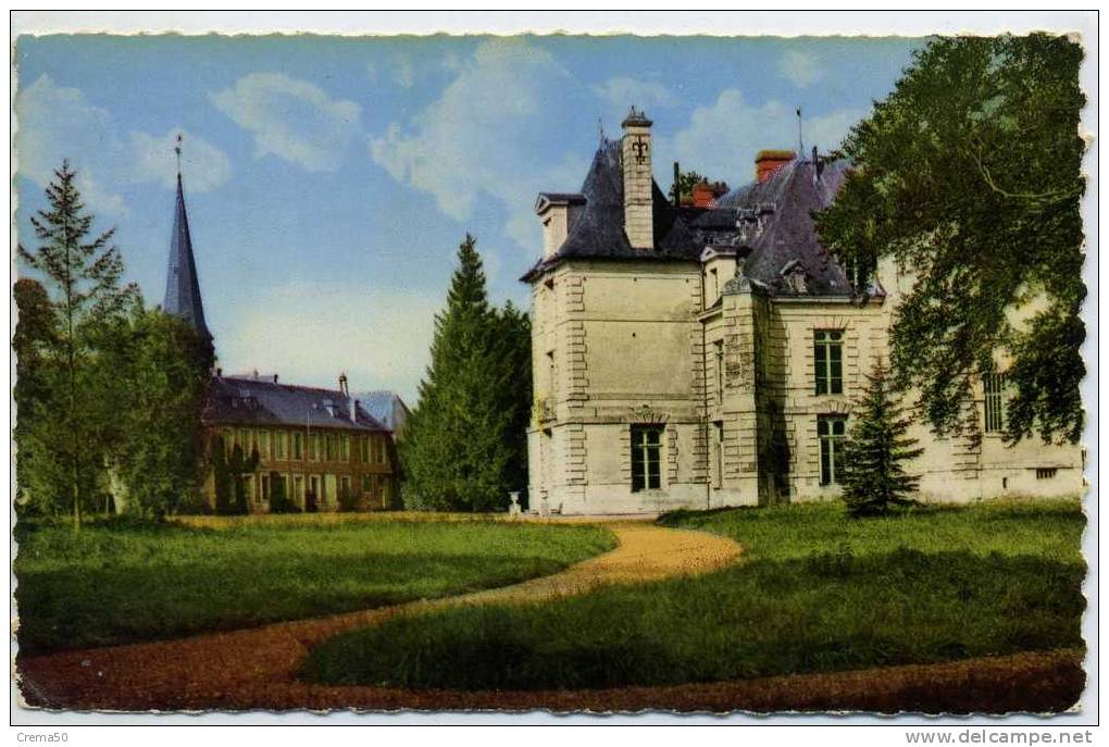 27 - LOUVIERS - Château D'Acquigny, Au Fond L'église - Louviers